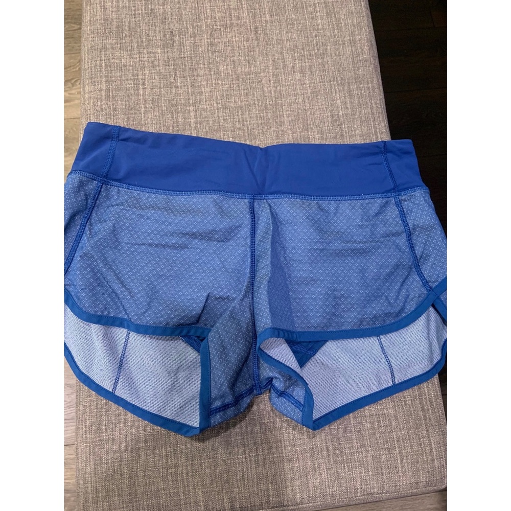 Lululemon size 6 short